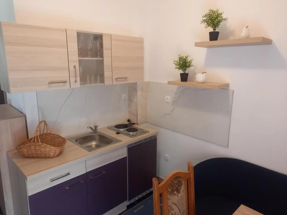 Apartment Studio Apartman Sutic Kastel Novi