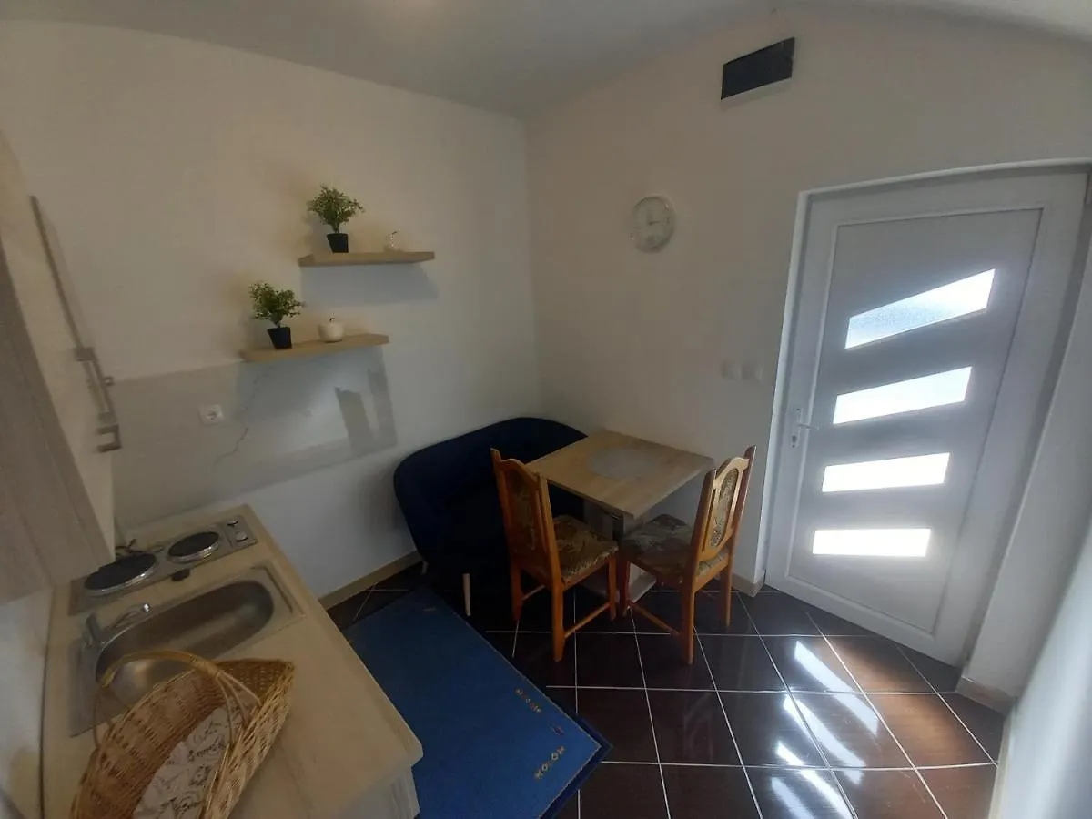 Apartment Studio Apartman Sutic Kastel Novi
